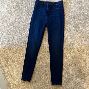 Abercrombie Ultra High Rise Jegging Ankle Length Size 28/6 regular